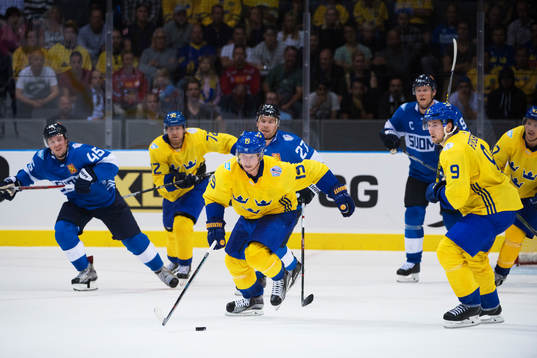 Sveriges Nicklas Bäckström och Filip Forsberg