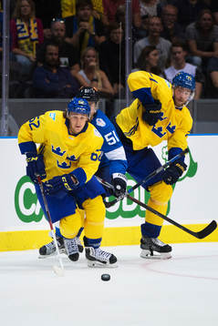 Sveriges Carl Hagelin och Victor Hedman utmanar Finlands