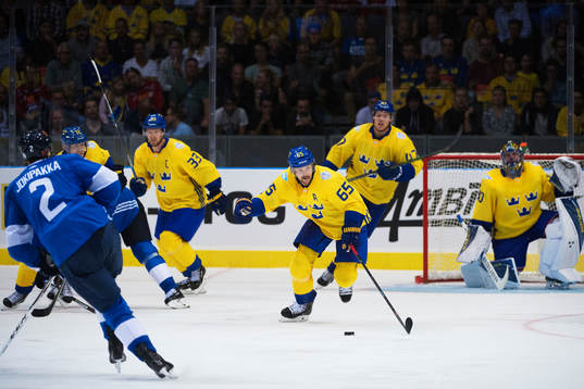Sveriges Erik Karlsson