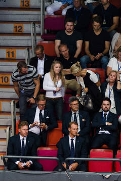 Daniel Alfredsson och Nicklas Lidström (längst ner)