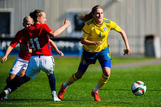 Norges Elisabeth Terland och Sveriges Kajsa Lang
