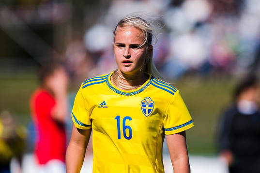Sveriges Ella Wallfur Skiljic