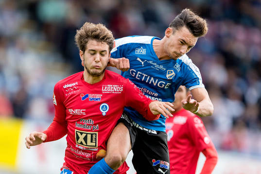 Åtvidabergs Alberto Catenacci och Halmstads Sead