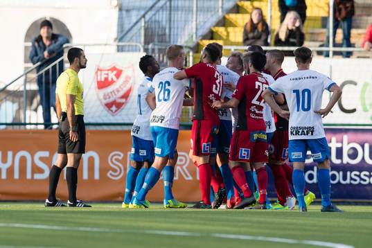 irriterat bland spelarna