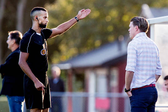 Ängelholms tränare Christian Järdler blir uppskickad på