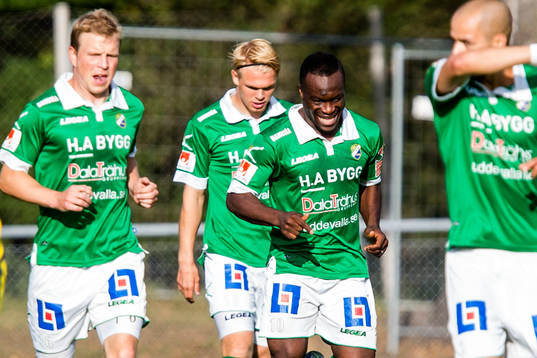 Ljungskiles spelare jublar