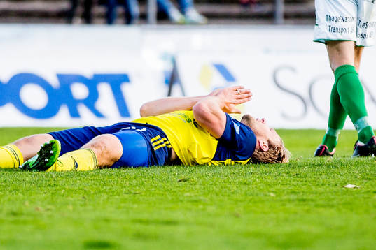 Ängelholms Fredrik Karlsson deppar