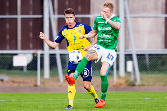 Ängelholms Fredrik Lundgren i duell