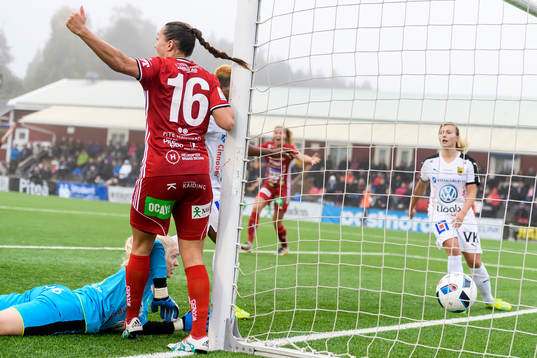 Piteås Felicia Karlsson jublar