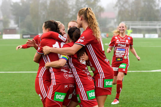 Piteåspelarna jublar