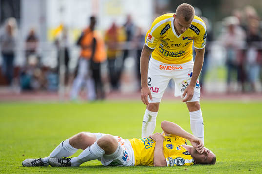 Falkenbergs Rasmus Sjöstedt är framme hos Falkenbergs