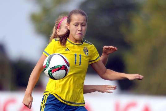 Sveriges nummer 11 Emma Engström