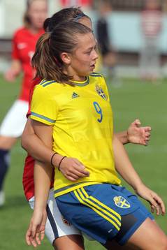 Sveriges nummer 9 Cornelia Kapocs