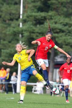 Sveriges nummer 10 Sara Linnakallio