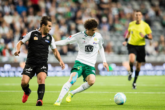 Örebros Nordin Gerzic och Hammarbys Romulo Cabral Pereira
