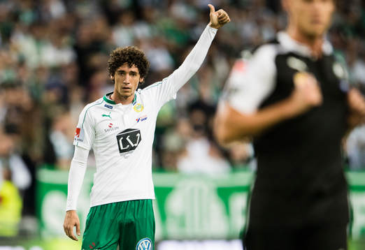Hammarbys Romulo Cabral Pereira Pinto gör tummen upp