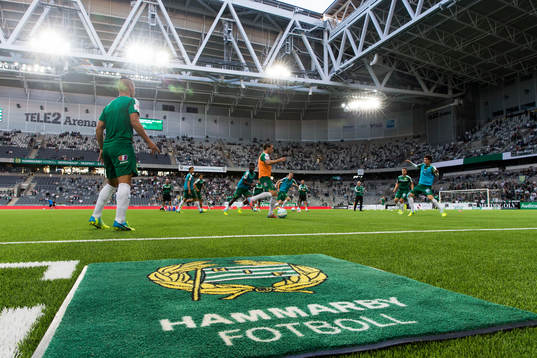 Hammarbys spelare värmer upp