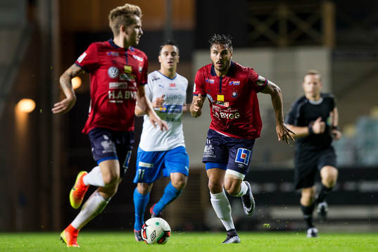 2 Örgrytes William Atashkadeh