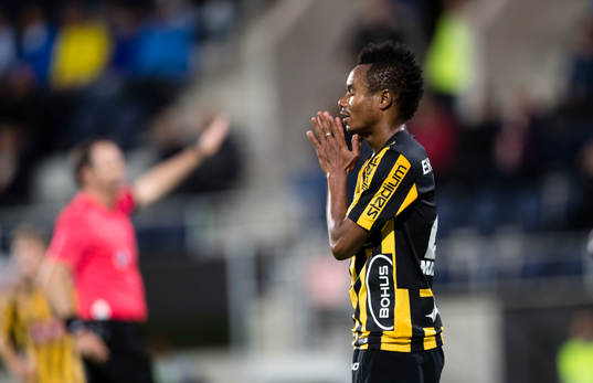 Häckens Nasiru Mohammed reagerar