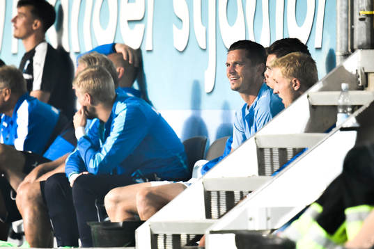 Malmö FFs Markus Rosenberg  tvingas lämna planen