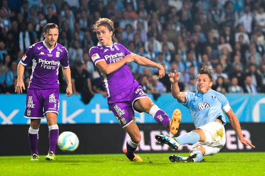 Malmö FFs Markus Rosenberg  gör 3-1