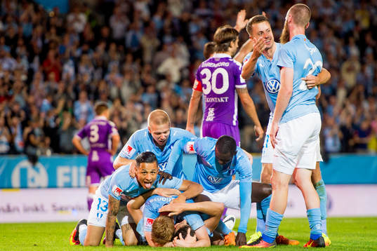 Malmö FFs spelare jublar