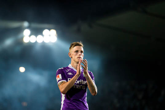 IFK Göteborgs Sören Rieks tackar publiken
