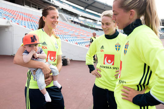 Sveriges Lotta Schelin, Lisa Dahlkvist och Linda Sembrant