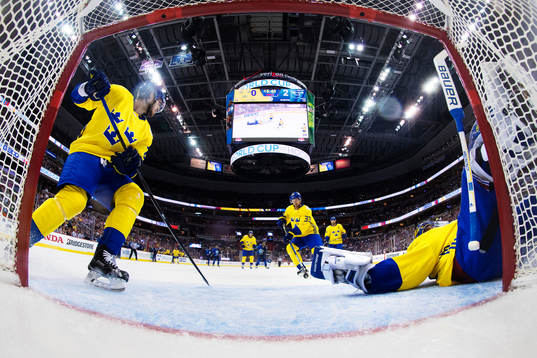 Sveriges Oliver Ekman Larsson, Henrik Sedin och målvakt