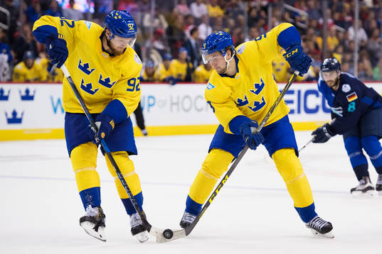 Sveriges Gabriel Landeskog och Filip Forsberg går på
