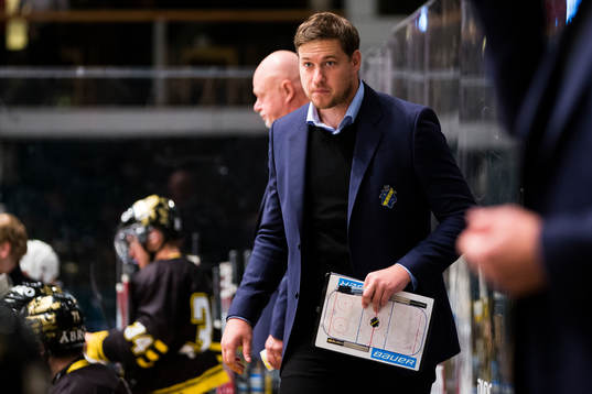 s assisterande tränare Patrik Klüft