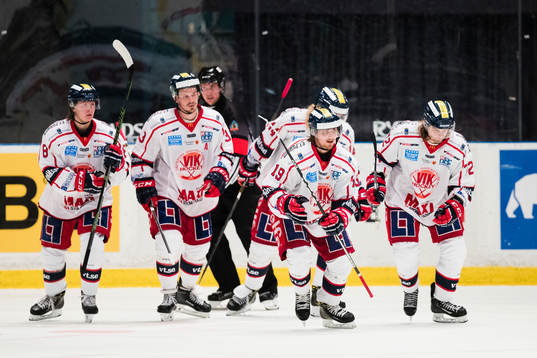 Västerviks Viktor Lindell ser glad ut