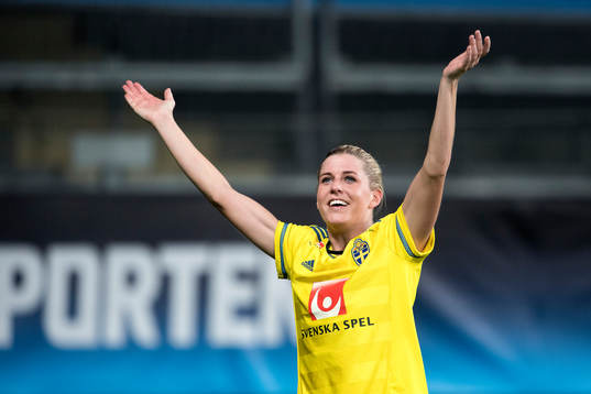 Sveriges Olivia Schough tackar publiken