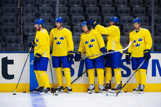 Daniel Sedin, Henrik Sedin, Carl Hagelin, Loui Eriksson och