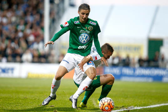 Jönköpings Pawel Cibicki och Hammarbys Mats Solheim