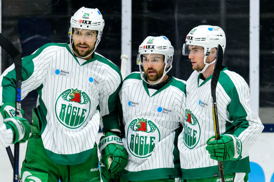 Bläddra bland fler bilder av Ishockey, Träningsmatch, Rögle - Karlskrona