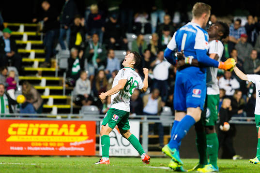 Hammarbys David Boo Wiklander jublar