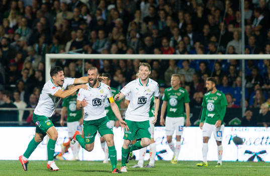 Hammarbys Kennedy Bakircioglu jublar