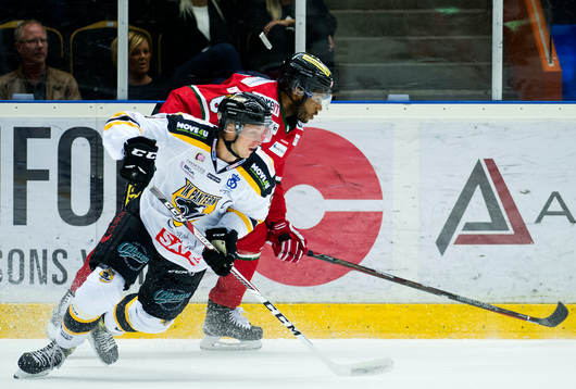 Modos Drew Paris och Panterns Kim Johansson
