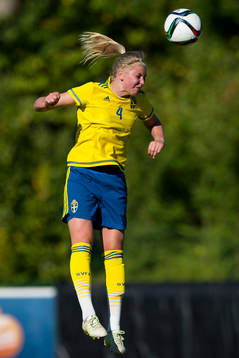 Sveriges Ellen Löfqvist nickar