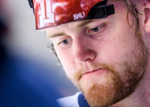 Linköpings målvakt Marcus Högberg deppar