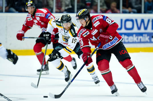 Panterns Jakob Karlsson och Modos Patrik Karlkvist