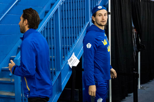 Sveriges målvakt Henrik Lundqvist och Filip Forsberg