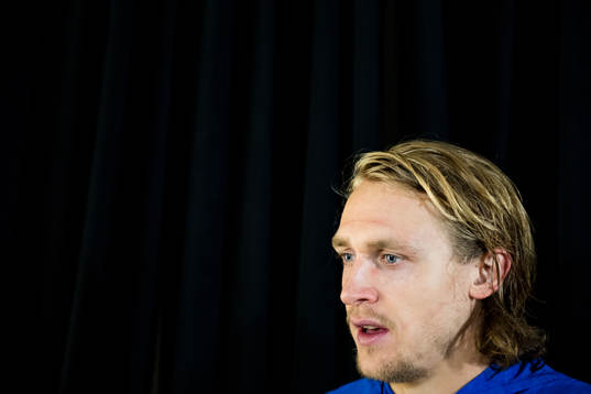 Sveriges Carl Hagelin