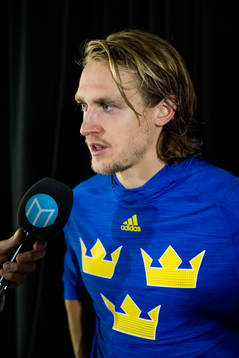 Sveriges Carl Hagelin