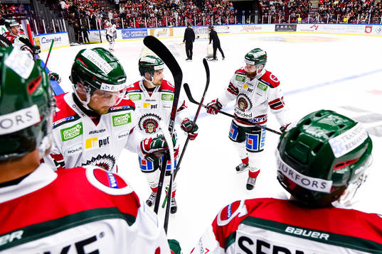 Frölundas Robin Figren deppar med lagkamraterna
