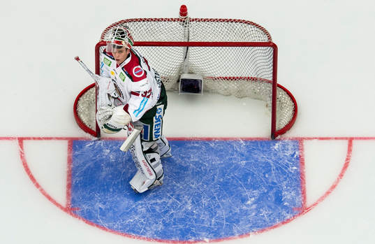 Frölundas målvakt Johan Gustafsson deppar