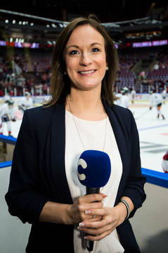 Cmores kommentator Lena Sundqvist