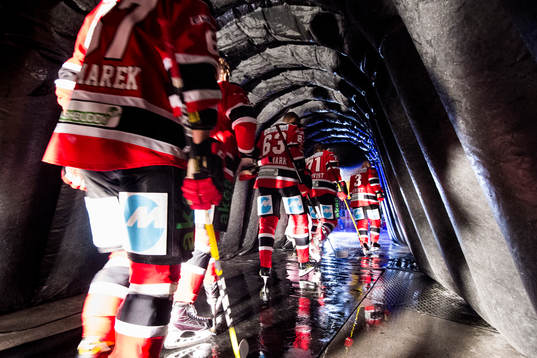 Malmö Redhawks spelare gör entré