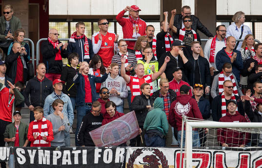 Kalmarfans jublar